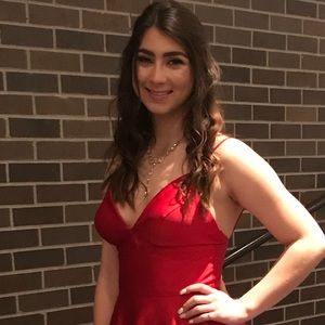 Meet your Posher, Kristen